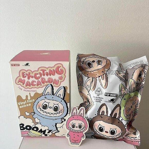 100% Authentic Pop Mart Labubu Exciting Macaron - Lychee Berry - Picture 3 of 7